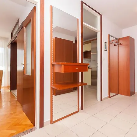 Seaview Flat In The Center * Omiš
