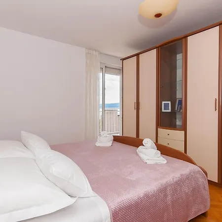 Seaview Flat In The Center Omiš